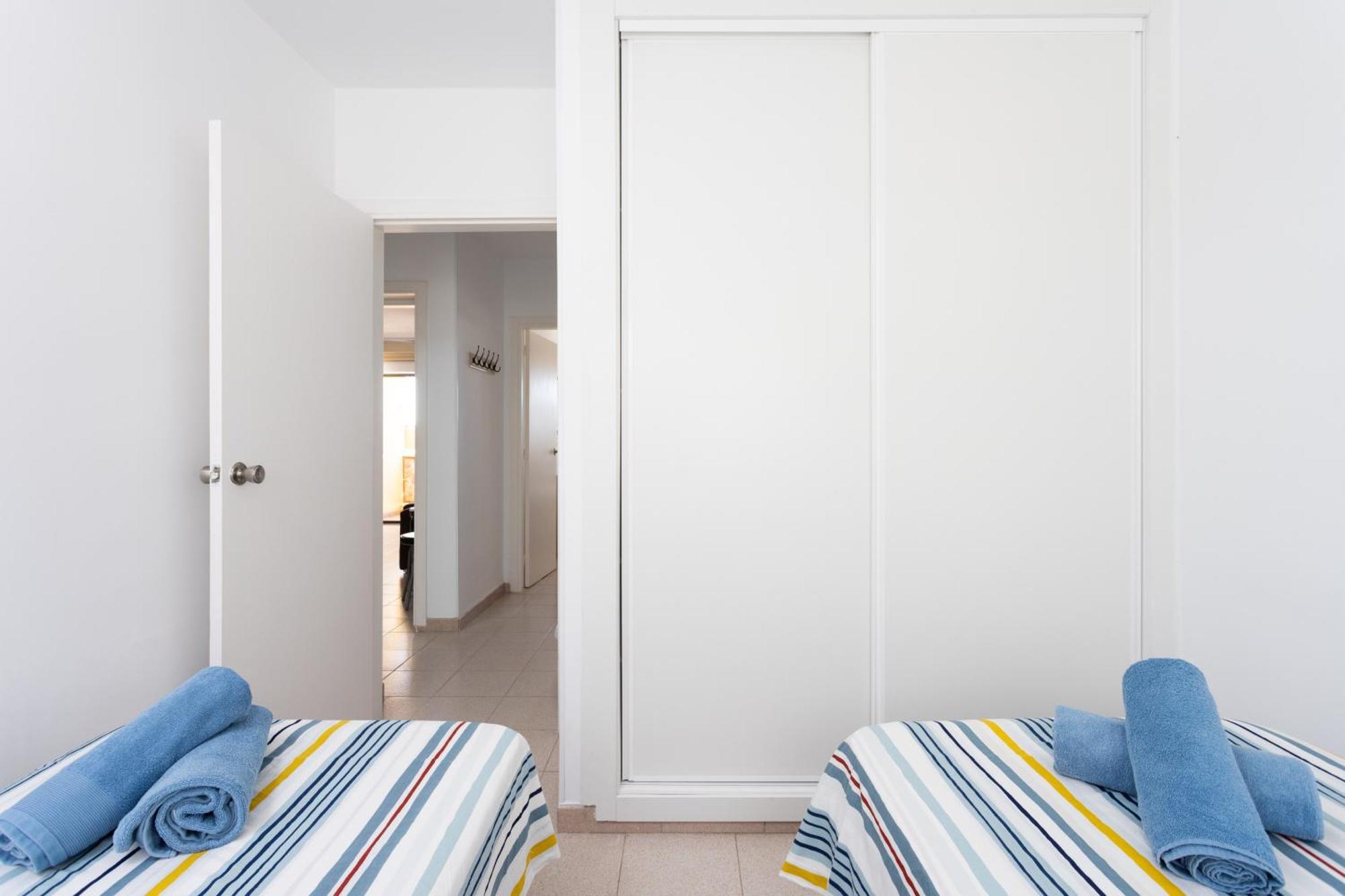 Frontline Playa Las Vistas With Pool, Parking, Sea Los Cristianos  Buitenkant foto